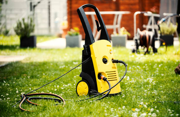 Best Parking Lot and Garage Cleaning  in Biola, CA